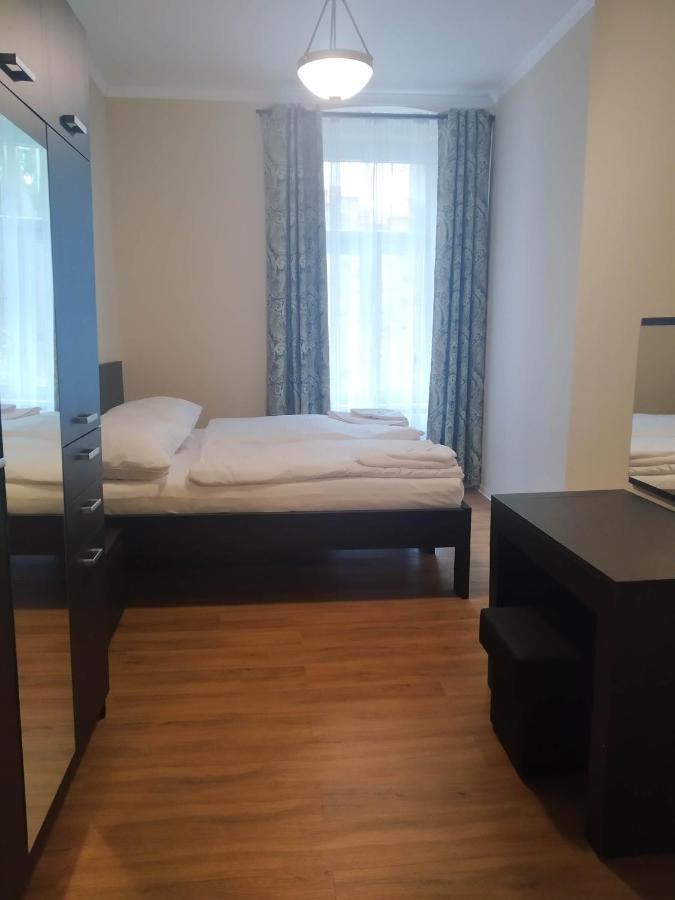 Appartement Rezidence Beethoven à Karlovy Vary Extérieur photo